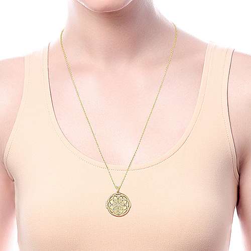 14K Yellow Locket 25" 14K Yellow Gold Locket Necklace with Floral Diamond Overlay Surrey Vancouver Canada Langley Burnaby Richmond